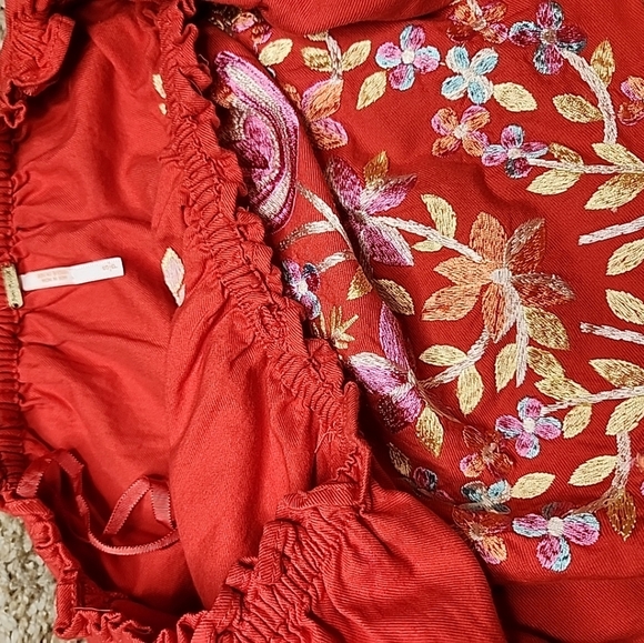 FREE PEOPLE DRESS SHIRT EMBROIDERED FLOWERS RED S/P - Picture 7 of 9